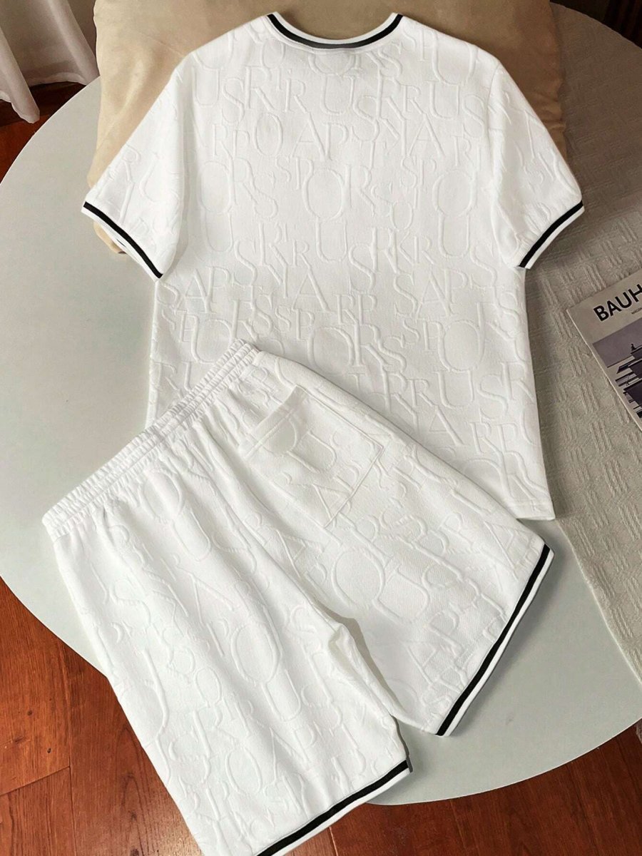 Ensemble Blanc deux pièces comprenant un T-shirt à manches courtes décontracté à bordure de couleur contrastée tricotée et un short pour le printemps et l’été – Image 3