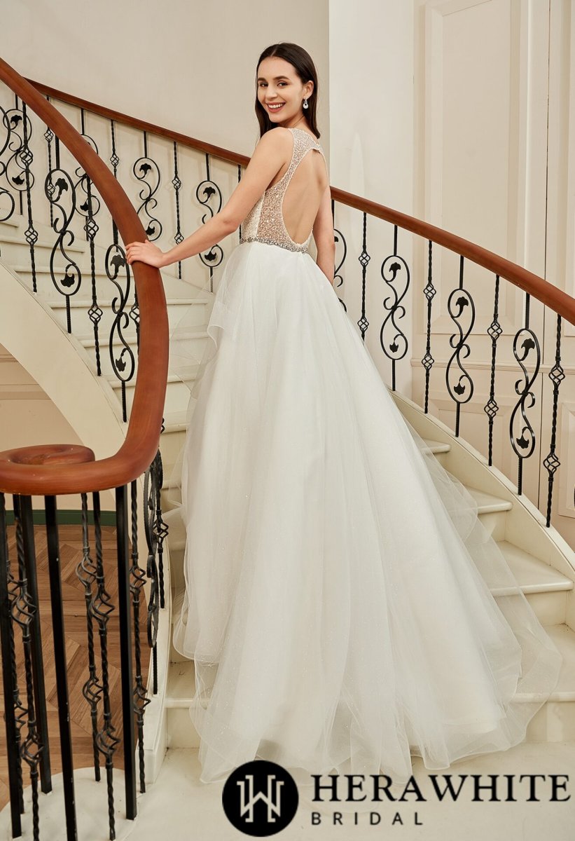 Robe de bal à corsage perlé avec jupe en tulle et volants brillants – Image 6