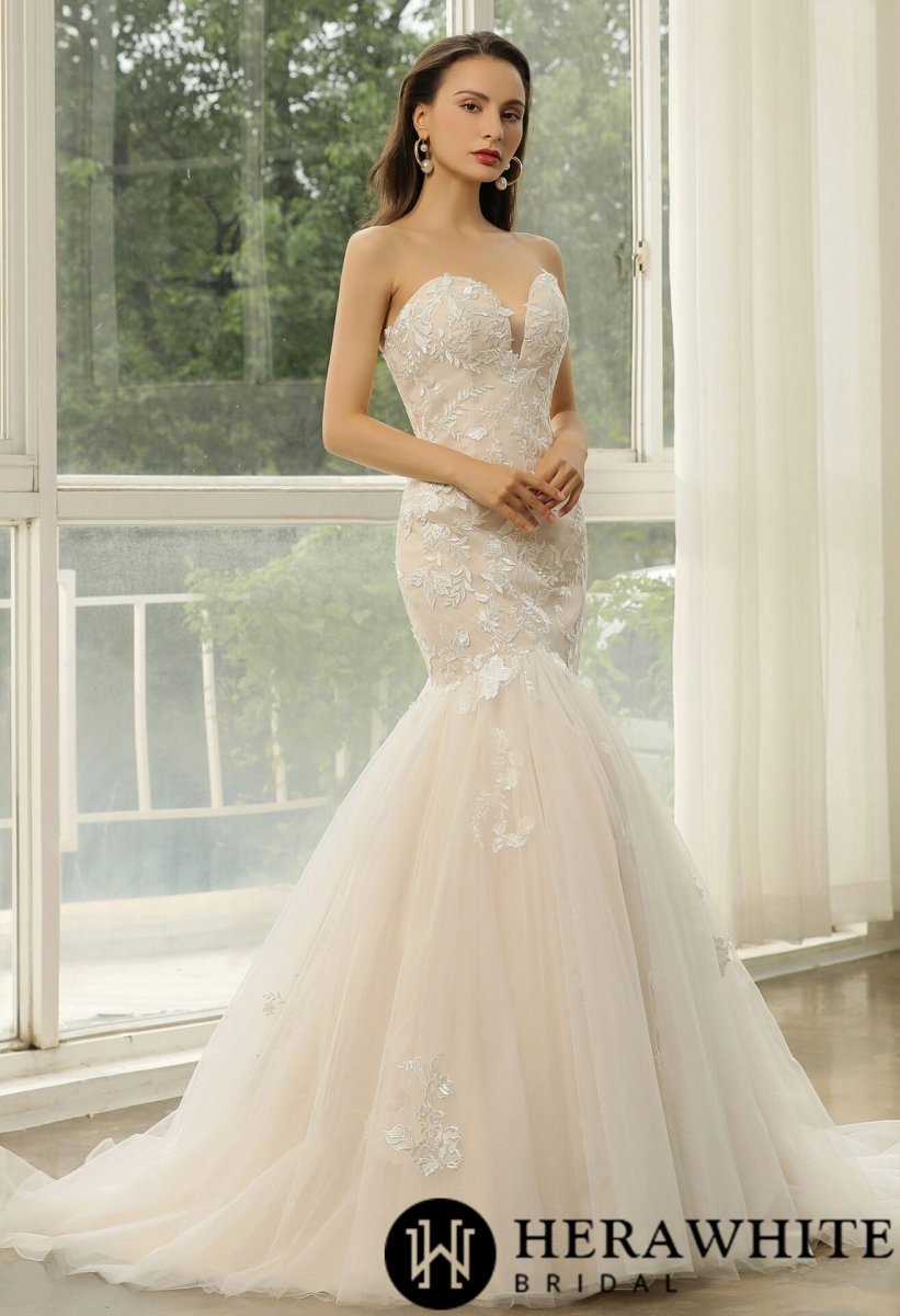 Robe de mariée sirène en tulle et dentelle à cœur ouvert – Image 9