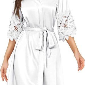 Robe De Mariée Blanche Col Bateau Avec Dentelle