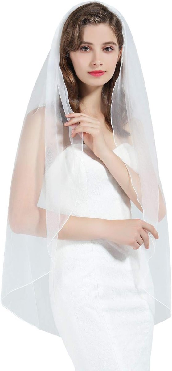 Robe de mariée simple à motifs floraux pailletés