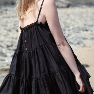 Robe Isla courte noire
