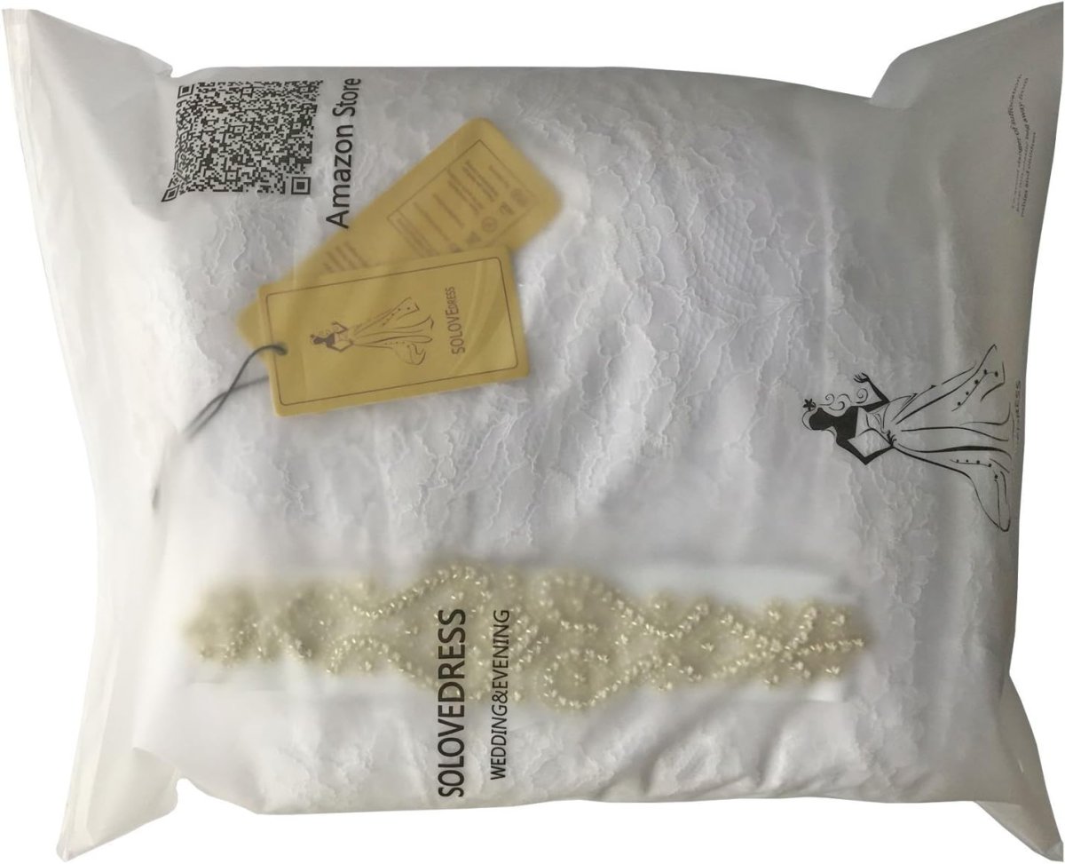 Robe de mariée A en dentelle avec décolleté en V et fleur en blush – Image 8