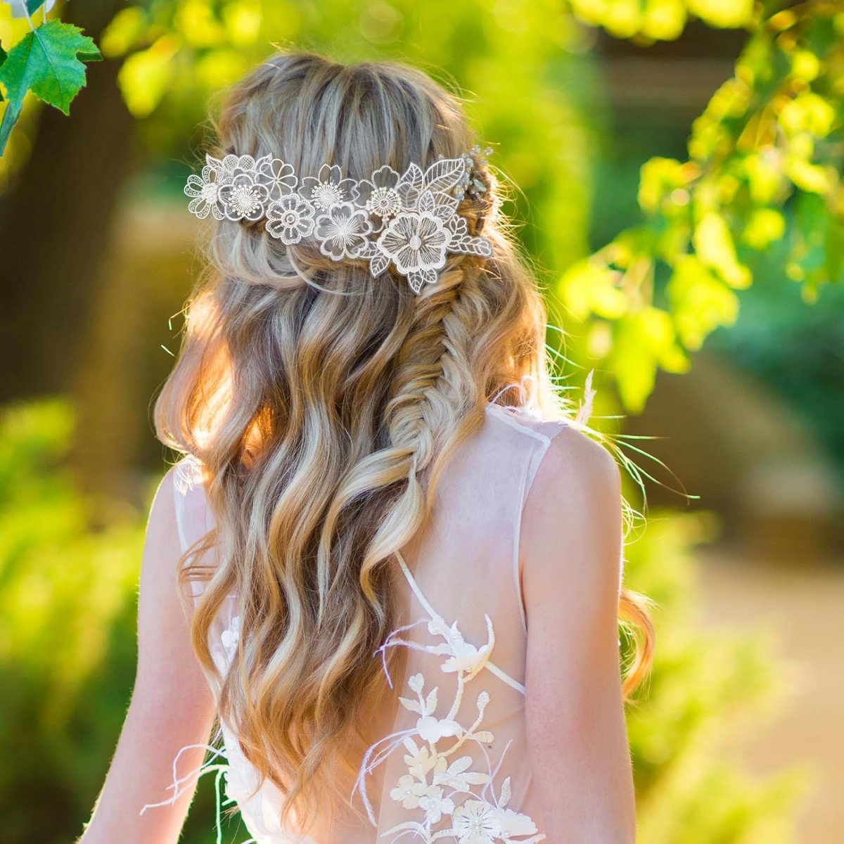 Robe de mariée princesse col en V et manches longues dentelle florale – Image 7