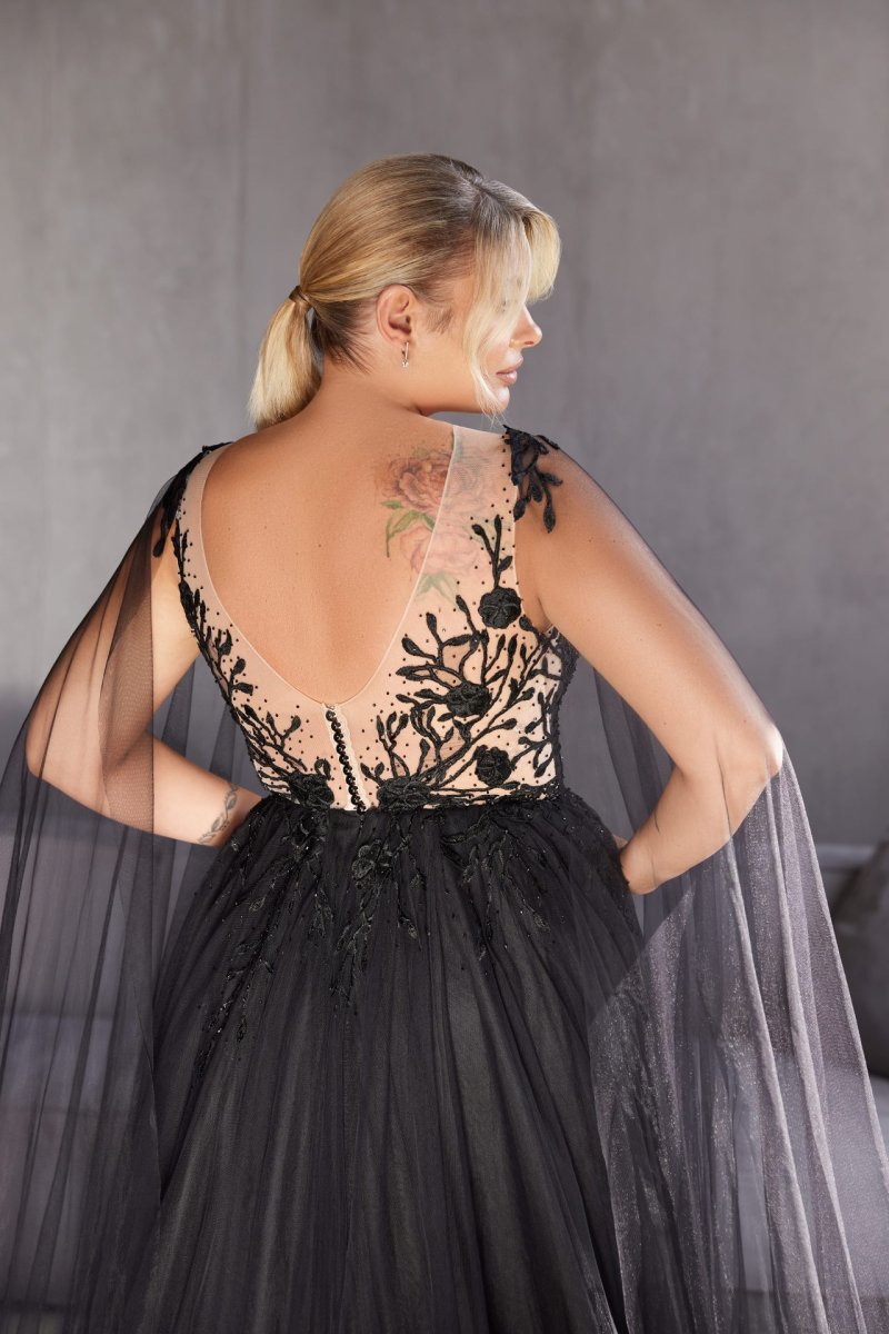 Robe De Mariée Noire Grande Taille – Image 5