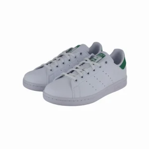 STAN SMITH J