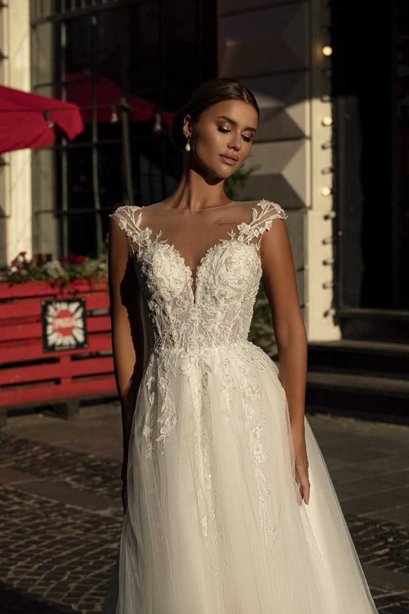 Robe De Mariée Dentelle Florale Fine – Image 4