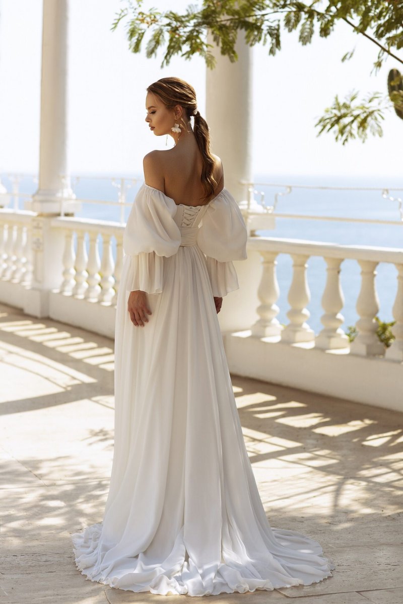 Robe De Mariée Fluide Blanche – Image 3