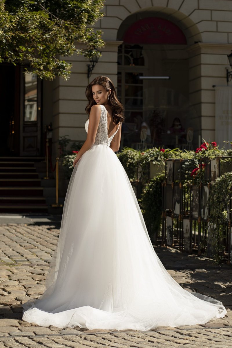 Robe De Mariée Simple Fleurie – Image 3