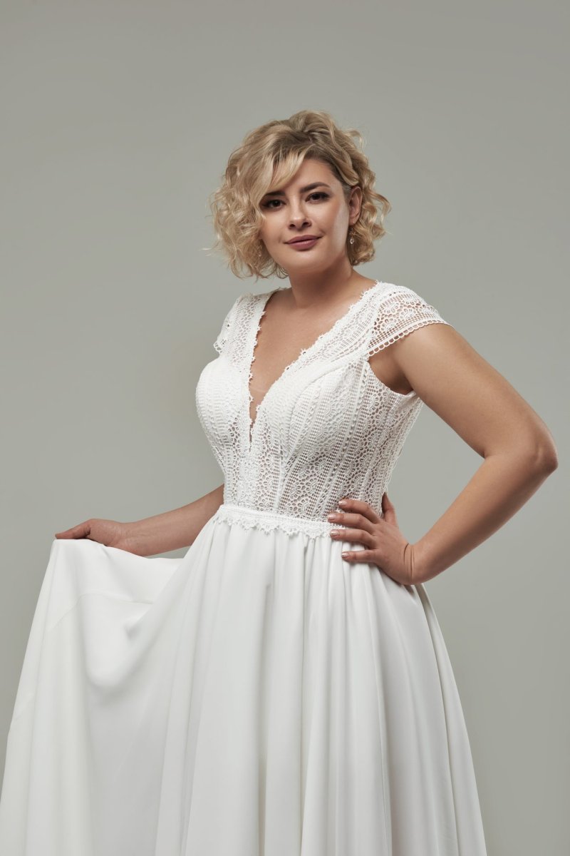 Tenue Mariage Civil Femme Ronde – Image 4