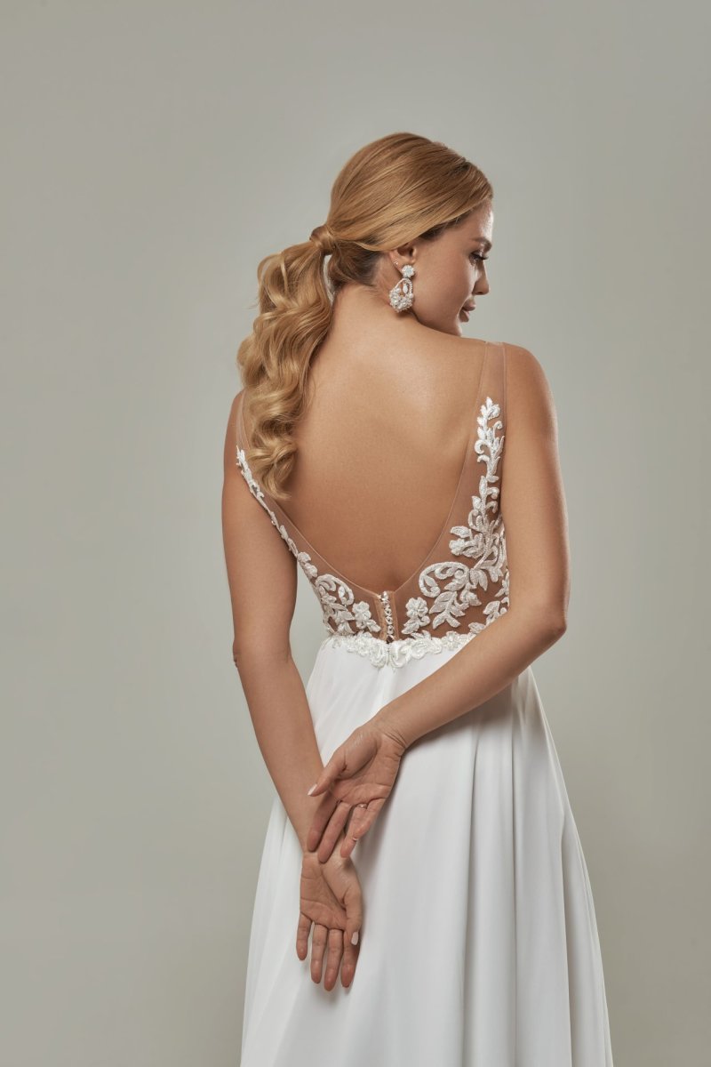 Robe De Mariée Pour Petite Blanche – Image 5