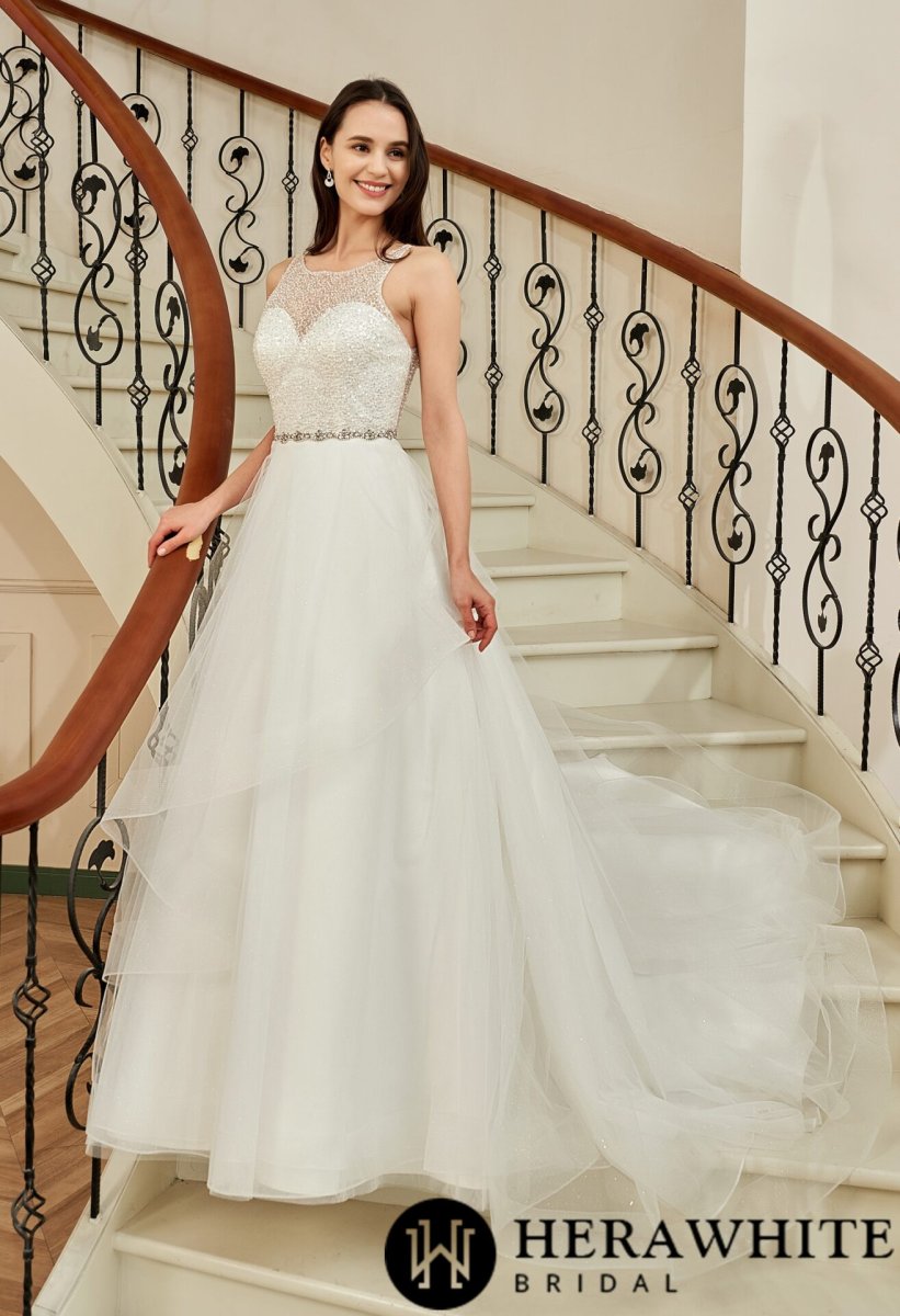 Robe de bal à corsage perlé avec jupe en tulle et volants brillants – Image 3