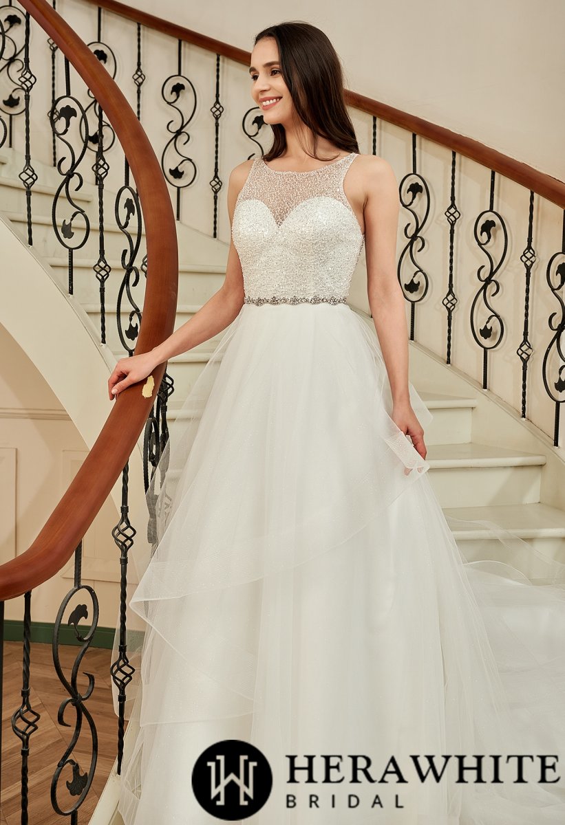 Robe de bal à corsage perlé avec jupe en tulle et volants brillants – Image 4