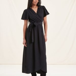 Robe longue cintrée noire à manches courtes