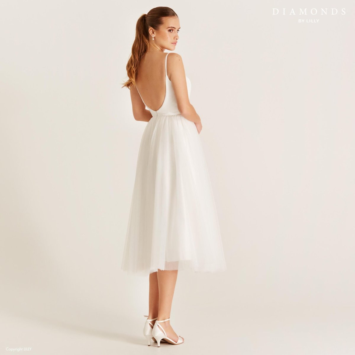 Robe De Mariée Courte Avec Tulle Blanche – Image 3